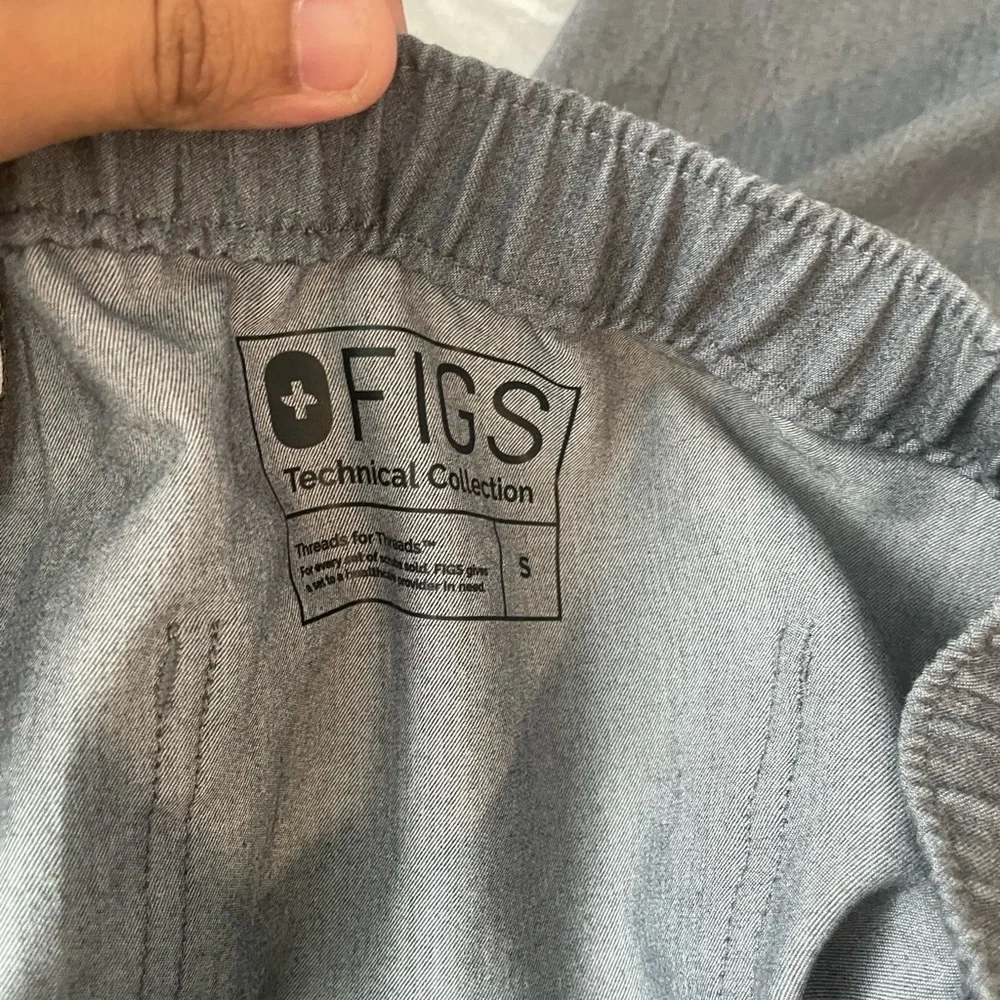Figs Cairo Cargo Scrub Pants